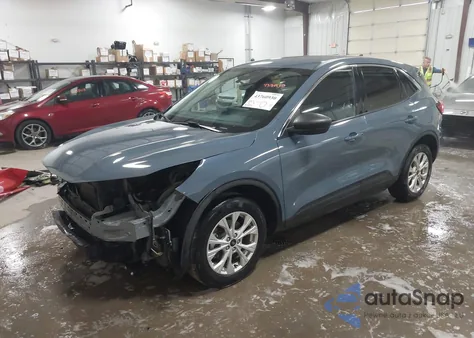 2023 Ford Escape Active z USA, uszkodzony, nr VIN 1FMCU0GN2PUB17130